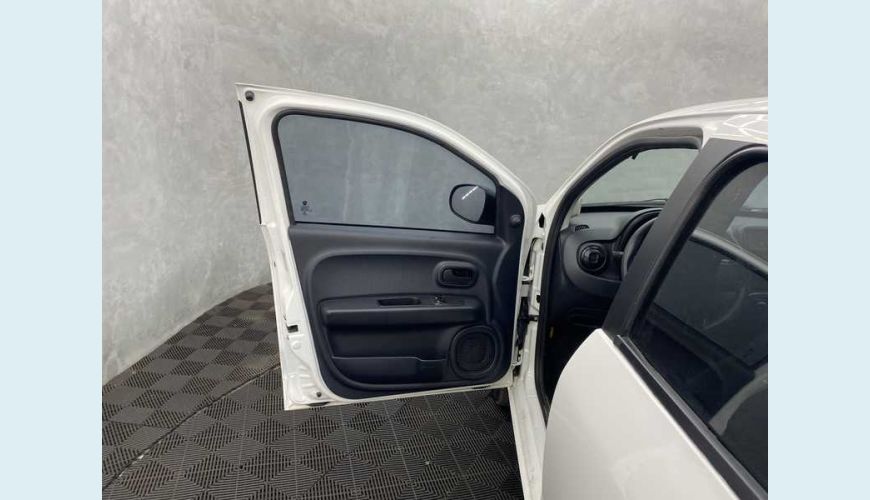 FIAT FIAT MOBI LIKE 1.0 FLEX MANUAL 4P - BRANCO - 2021 Foto 9 (Grande)