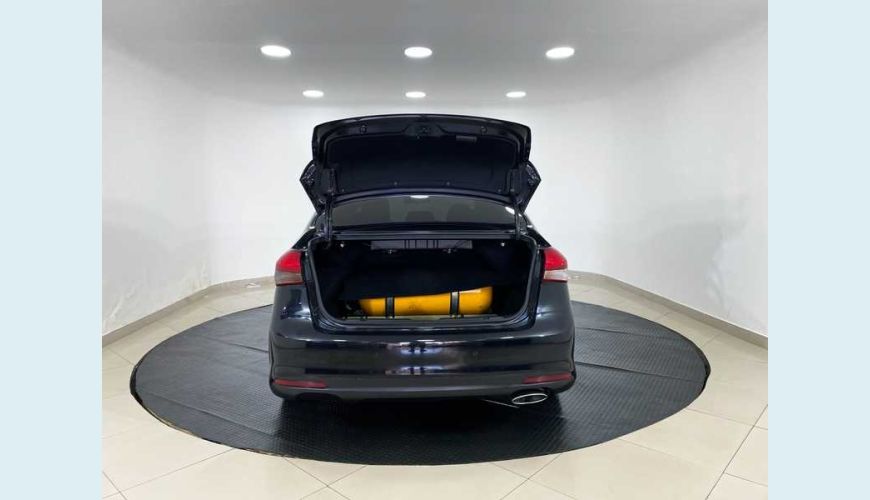 KIA CERATO SX 1.6 FLEX MANUAL 4P - PRETO - 2019 Foto 9 (Grande)