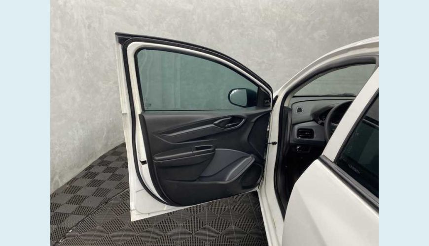 CHEVROLET ONIX JOY 1.0 FLEX MANUAL 4P - BRANCO - 2020 Foto 9 (Grande)