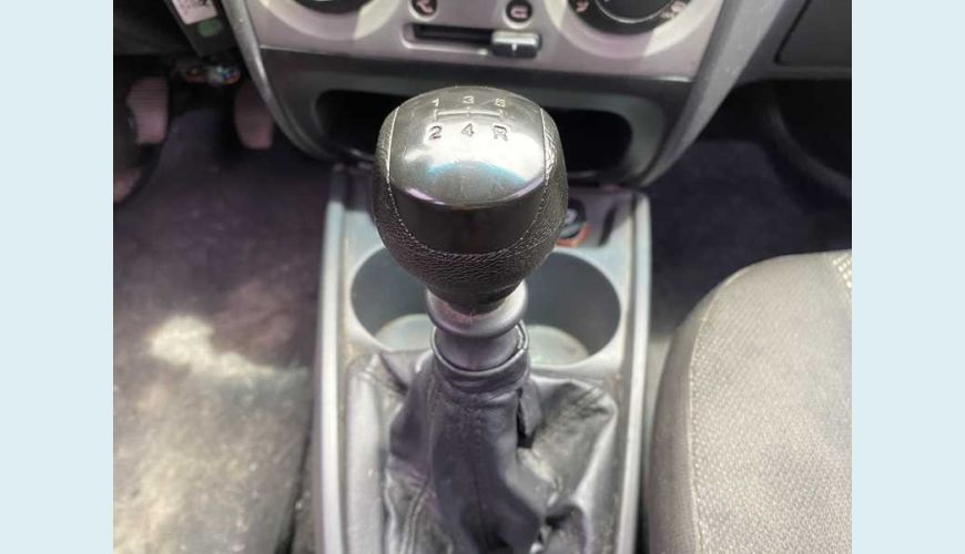 FIAT PALIO TROFEO 1.0 FLEX MANUAL 2P - BRANCO - 2014 Foto 9 (Grande)