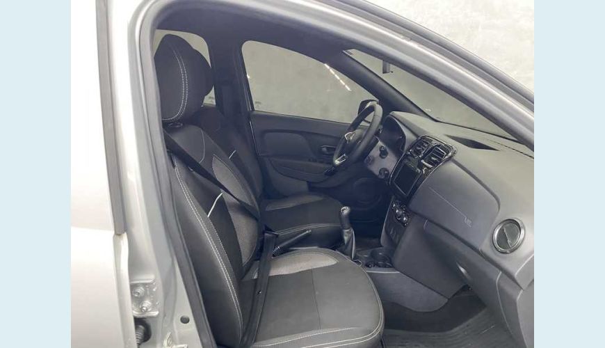 RENAULT LOGAN ZEN 1.0 12V FLEX MANUAL 4P - PRATA - 2022 Foto 9 (Grande)