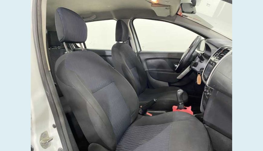 RENAULT SANDERO EXPRESSION 1.0 16V FLEX MANUAL 4P - BRANCO - 2017 Foto 9 (Grande)