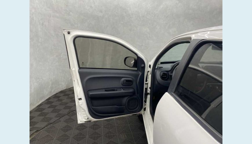 FIAT MOBI LIKE 1.0 FLEX MANUAL 4P - BRANCO - 2021 Foto 9 (Grande)
