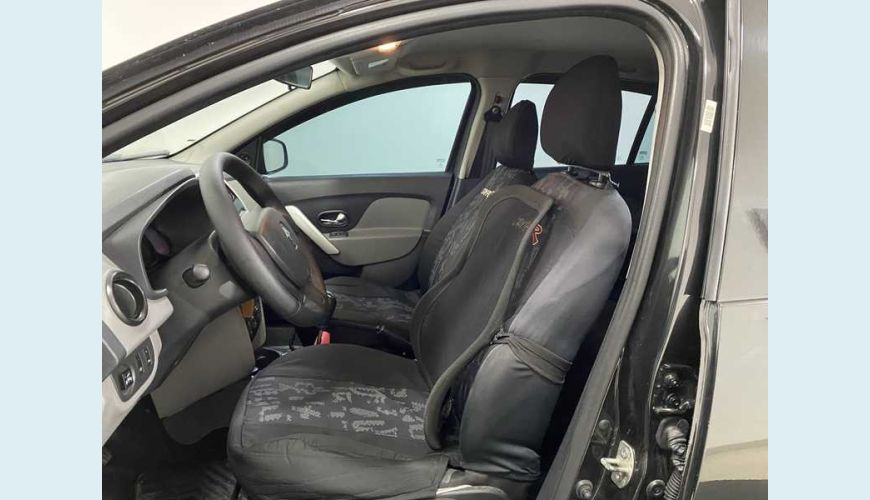 RENAULT LOGAN EXPRESSION 1.6 16V SCE FLEX MANUAL 4P - PRETO - 2019 Foto 9 (Grande)