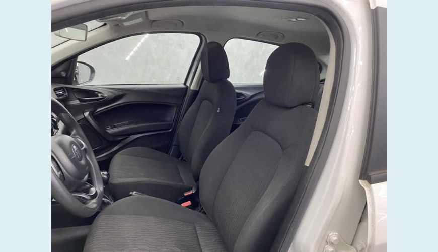 FIAT CRONOS DRIVE 1.3 FLEX MANUAL 4P - BRANCO - 2022 Foto 9 (Grande)