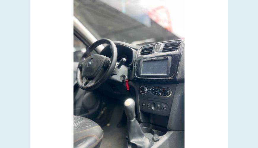 RENAULT SANDERO FLEX MANUAL 4P - BRANCO - 2015 Foto 9 (Grande)