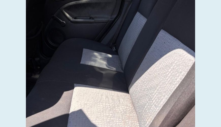 FORD FORD FIESTA 1.6 8V FLEX MANUAL 4P - PRETO - 2013 Foto 9 (Grande)