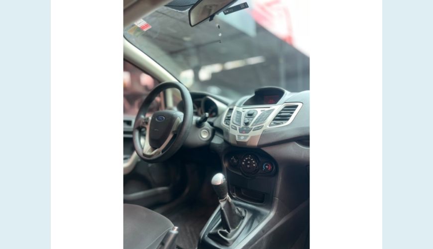 FORD FIESTA - BRANCO - 2013 Foto 9 (Grande)