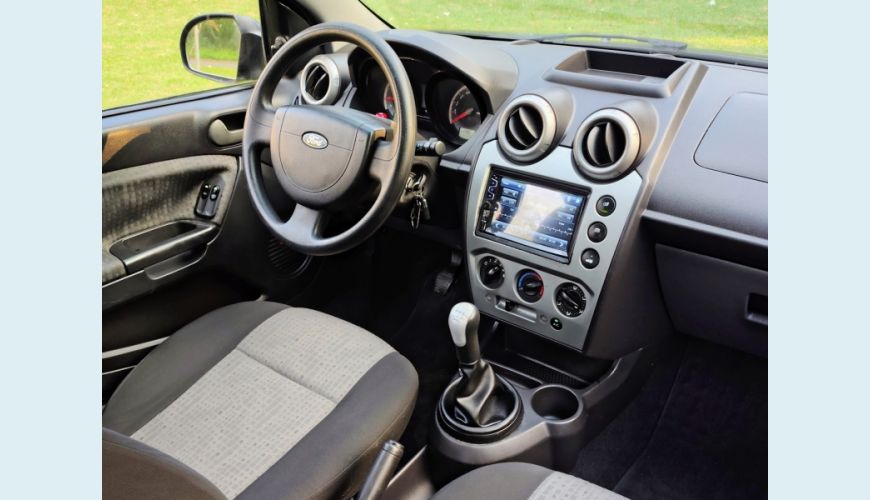 FORD FIESTA - PRETO - 2014 Foto 9 (Grande)