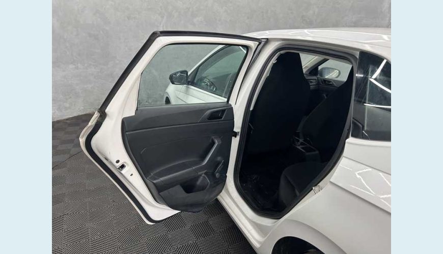 VOLKSWAGEN POLO TRACK 1.0 FLEX 12V 5P - BRANCO - 2024 Foto 9 (Grande)