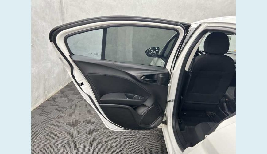 FIAT CRONOS DRIVE 1.3 - BRANCO - 2024 Foto 9 (Grande)