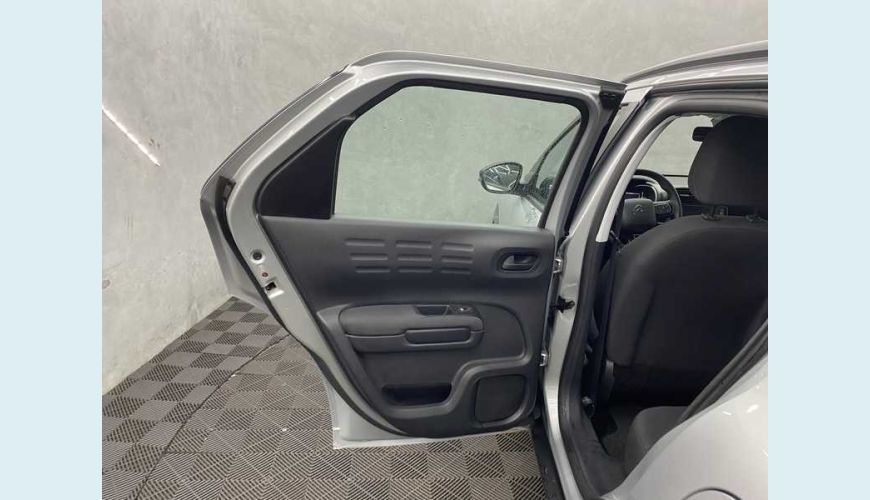 CITROËN C4 CACTUS 1.6 FEEL PACK (AUT) (FLEX) - PRATA - 2022 Foto 9 (Grande)