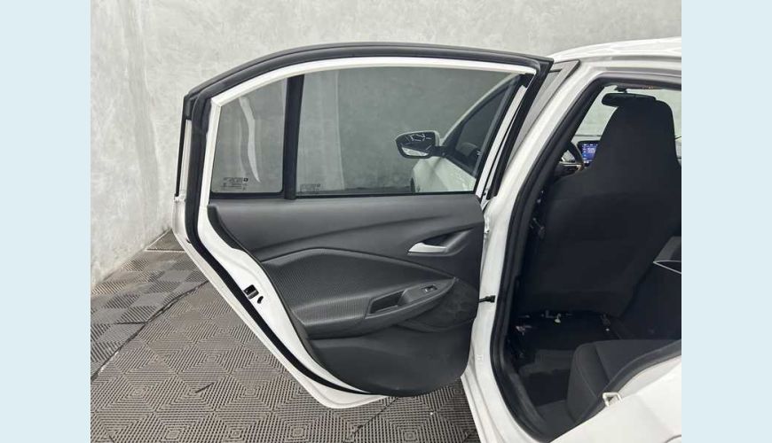CHEVROLET ONIX LT 1.0 TURBO (AUT.) - BRANCO - 2023 Foto 9 (Grande)
