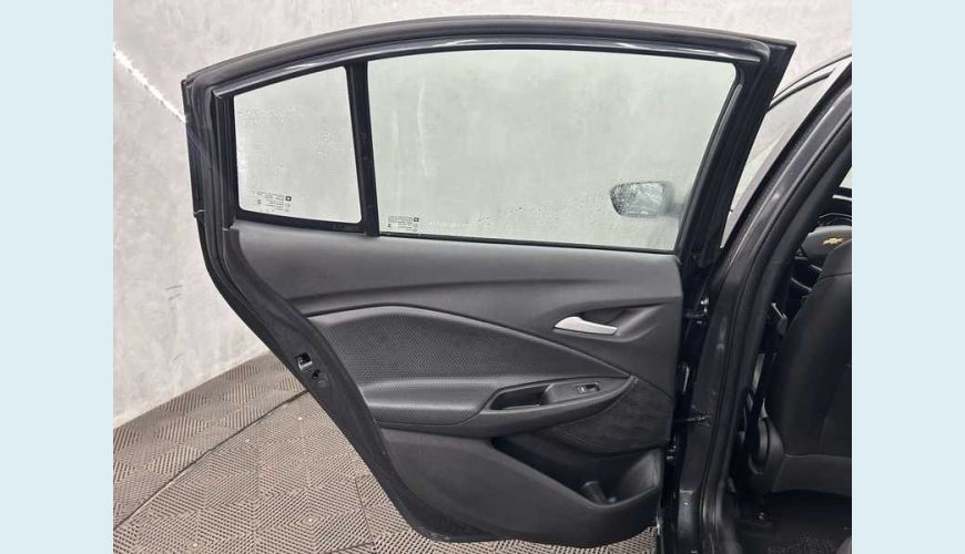 CHEVROLET ONIX PLUS LTZ 1.0 TURBO (AUT.) - CINZA - 2025 Foto 9 (Grande)