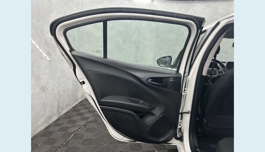 FIAT CRONOS DRIVE 1.0 (FLEX) MT - BRANCO - 2023 Foto 9 (Grande)