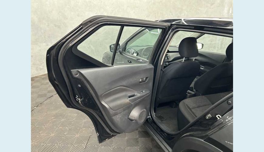 NISSAN KICKS ACTIVE 1.6 (FLEX) - PRETO - 2024 Foto 9 (Grande)