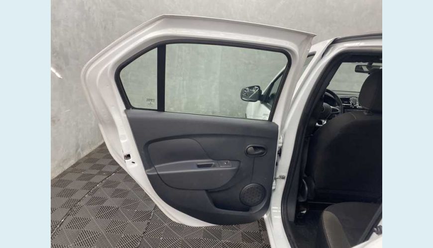FIAT MOBI LIKE 1.0 (FLEX) - BRANCO - 2022 Foto 9 (Grande)