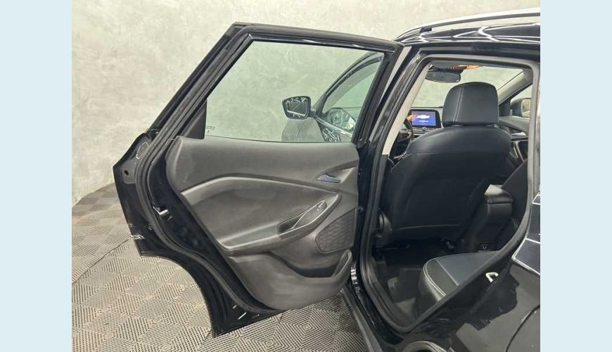 CHEVROLET TRACKER PREMIER 1.2 TURBO (AUT.) - PRETO - 2024 Foto 9 (Grande)