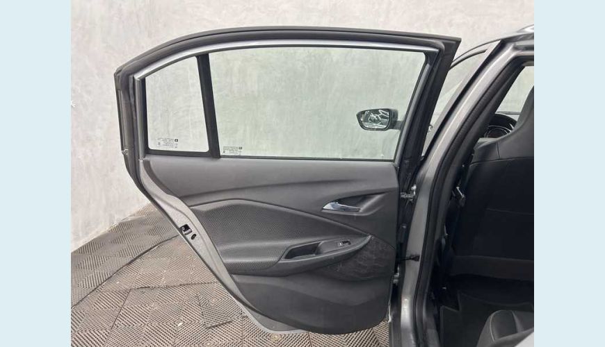 CHEVROLET ONIX HATCH PREM. 1.0 12V TB FLEX 5P AUT. - PRATA - 2025 Foto 9 (Grande)