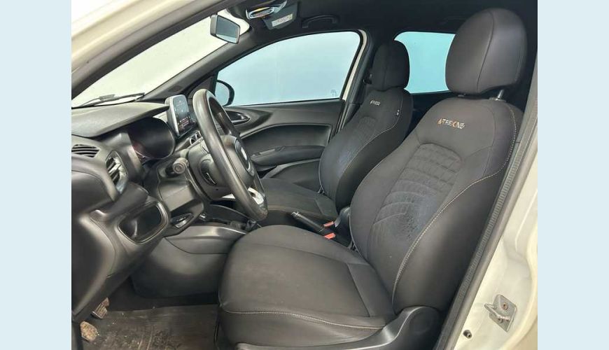 FIAT ARGO TREKKING 1.3 - BRANCO - 2024 Foto 9 (Grande)