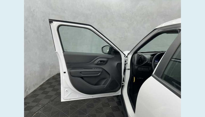 CITROËN C3 LIVE PACK 1.0 (FLEX) - BRANCO - 2023 Foto 9 (Grande)