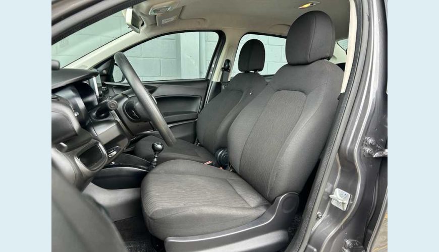 FIAT CRONOS DRIVE S-DESIGN 1.3 - CINZA - 2025 Foto 9 (Grande)