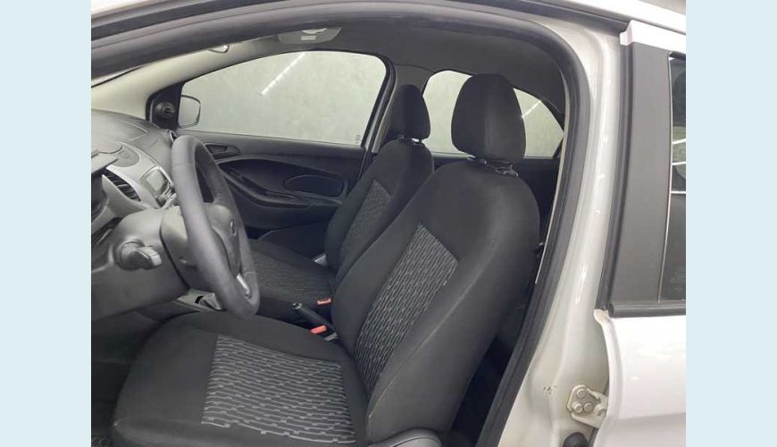 FORD KA 1.0 SE (FLEX) - BRANCO - 2021 Foto 9 (Grande)