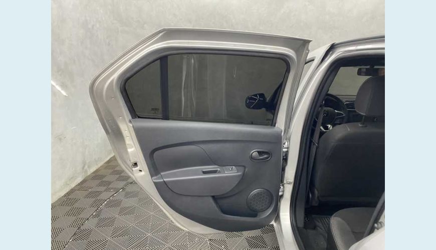 RENAULT LOGAN ZEN 1.0 12V SCE (FLEX) - PRATA - 2022 Foto 9 (Grande)