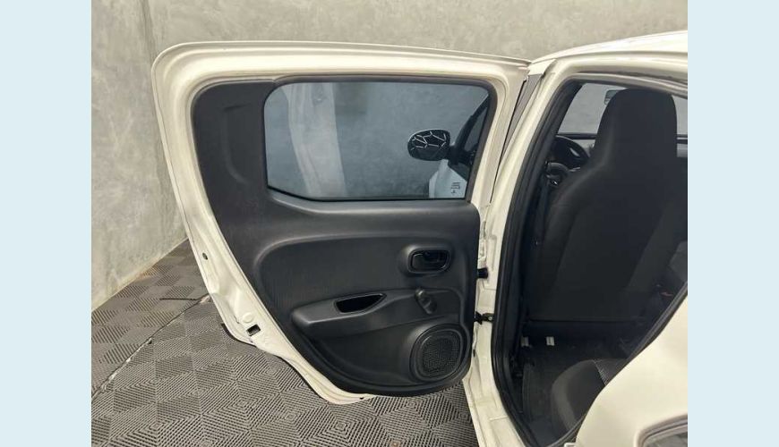 FIAT MOBI LIKE 1.0 (FLEX) - BRANCO - 2022 Foto 9 (Grande)
