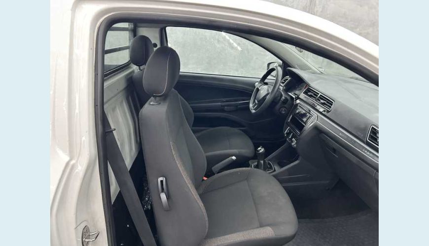 VOLKSWAGEN SAVEIRO ROBUST TOTAL FLEX 16V - BRANCO - 2024 Foto 9 (Grande)