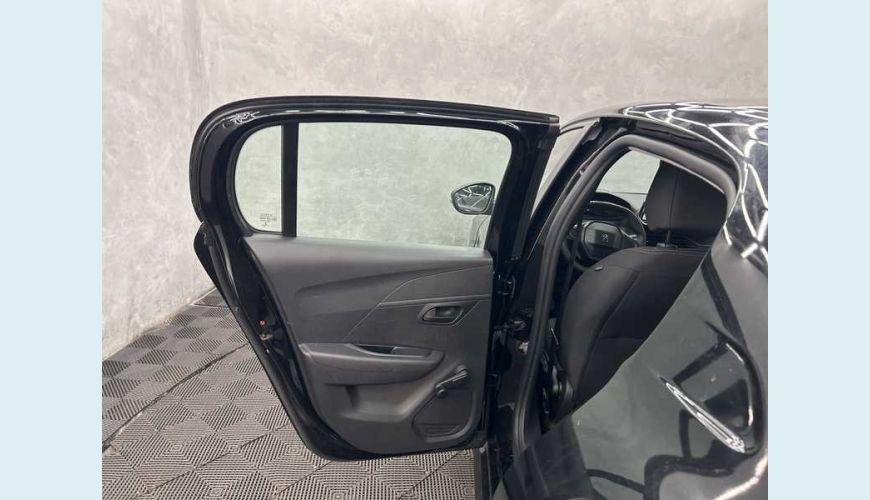 PEUGEOT 208 LIKE 1.0 (FLEX) - PRETO - 2023 Foto 9 (Grande)