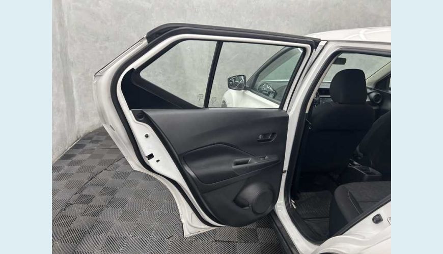 NISSAN KICKS ACTIVE 1.6 (FLEX) - BRANCO - 2024 Foto 9 (Grande)
