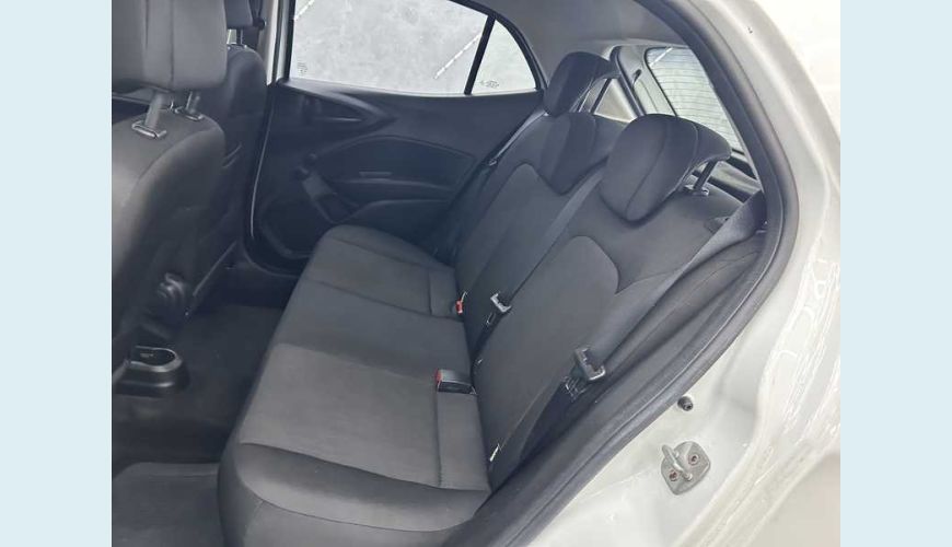 FIAT ARGO DRIVE 1.0 (FLEX) - BRANCO - 2023 Foto 9 (Grande)