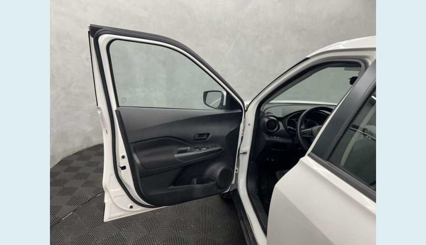 NISSAN KICKS ACTIVE 1.6 (FLEX) - BRANCO - 2024 Foto 9 (Grande)
