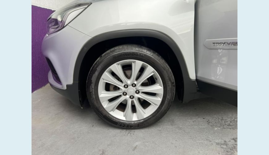 CHEVROLET TRACKER - PRATA - 2019 Foto 9 (Grande)
