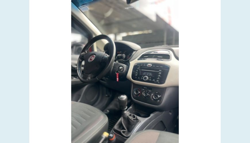 FIAT PUNTO - VERMELHO - 2015 Foto 9 (Grande)