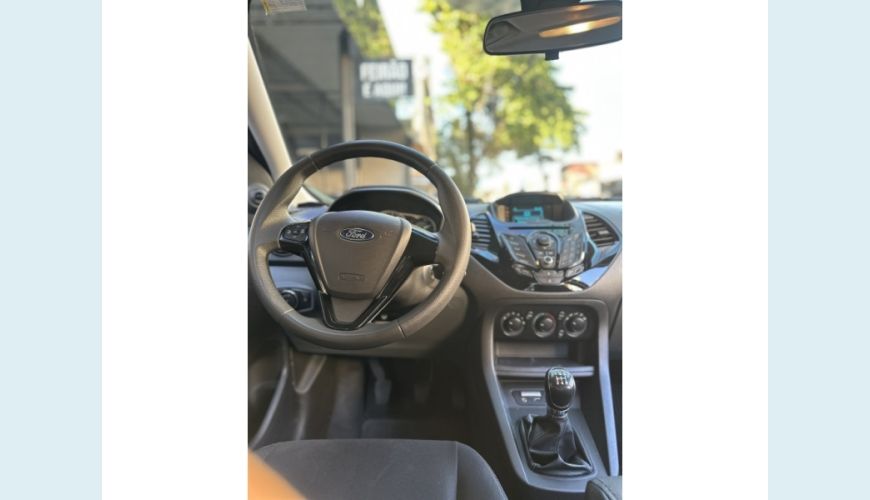 FORD KA SEDAN - BRANCO - 2016 Foto 9 (Grande)