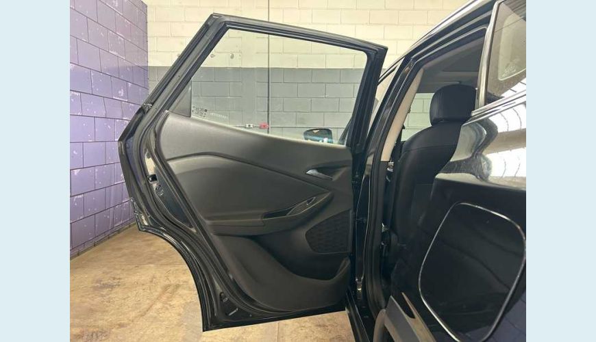 CHEVROLET TRACKER PREMIER 1.2 TURBO (AUT.) - PRETO - 2024 Foto 9 (Grande)