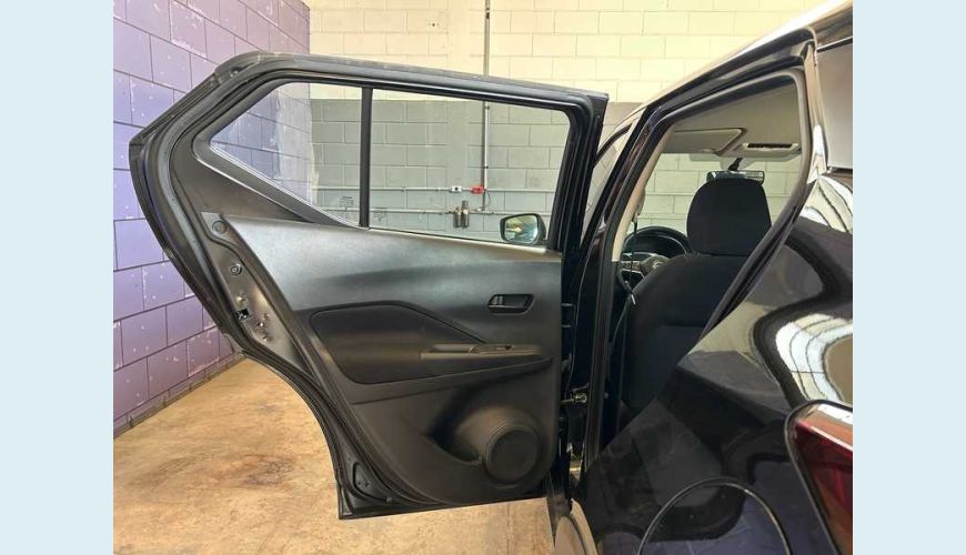 NISSAN KICKS ACTIVE 1.6 FLEX - PRETO - 2024 Foto 9 (Grande)