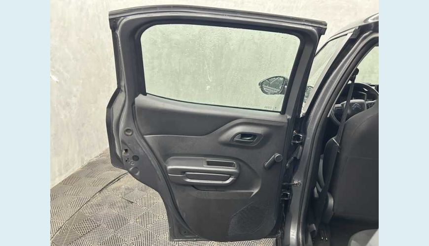 CITROËN C3 LIVE PACK 1.0 - CINZA - 2024 Foto 9 (Grande)