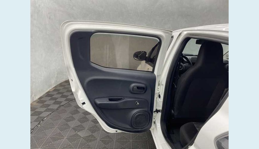 FIAT MOBI EASY 1.0 FLEX - BRANCO - 2021 Foto 9 (Grande)