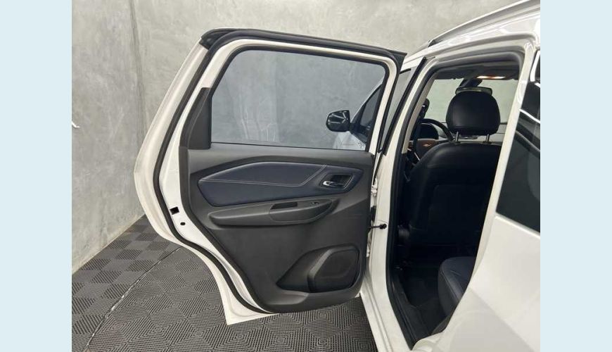 CHEVROLET SPIN PREMIER 1.8 (AUT.) - BRANCO - 2024 Foto 9 (Grande)