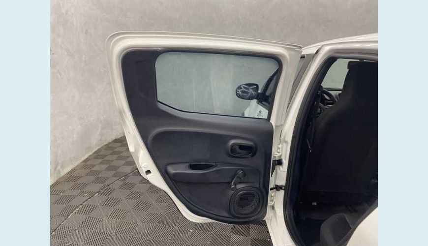 FIAT MOBI LIKE 1.0 FLEX - BRANCO - 2021 Foto 9 (Grande)