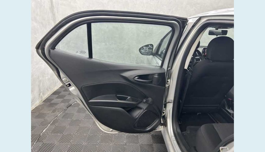 FIAT ARGO DRIVE 1.0 FLEX - PRATA - 2023 Foto 9 (Grande)