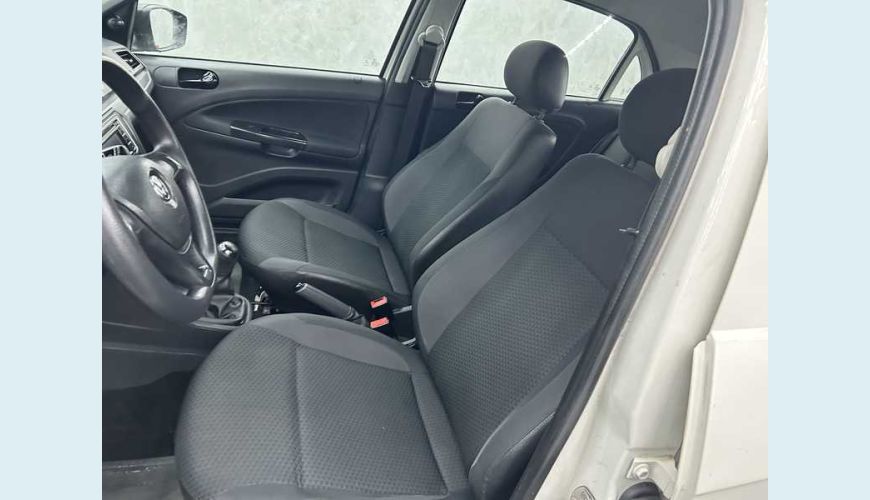 VOLKSWAGEN GOL 1.0 12V FLEX - BRANCO - 2023 Foto 9 (Grande)