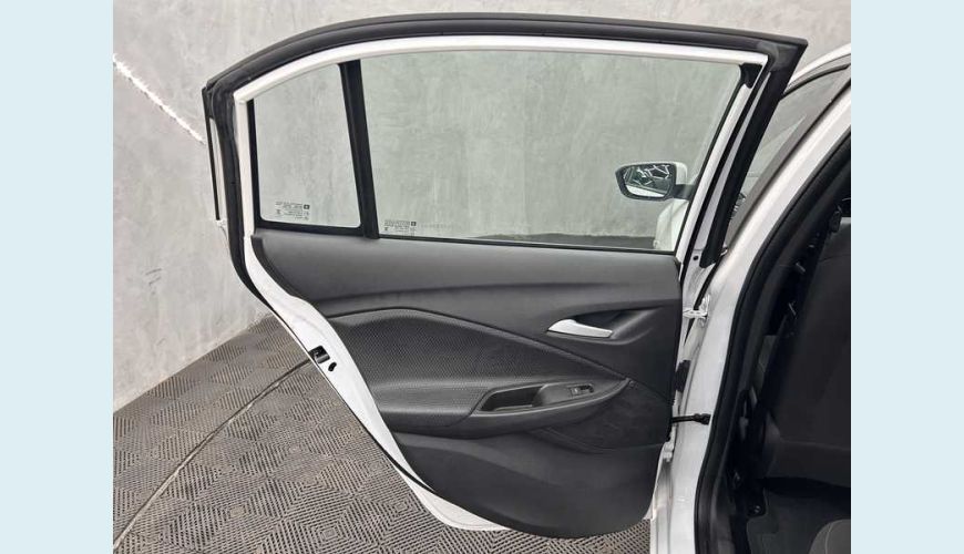 CHEVROLET ONIX LT 1.0 - BRANCO - 2025 Foto 9 (Grande)