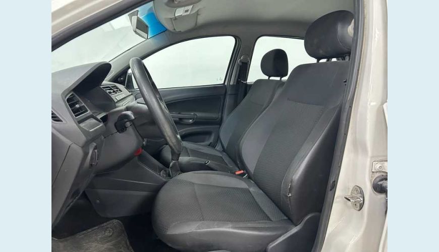 VOLKSWAGEN GOL 1.0 12V FLEX - BRANCO - 2023 Foto 9 (Grande)