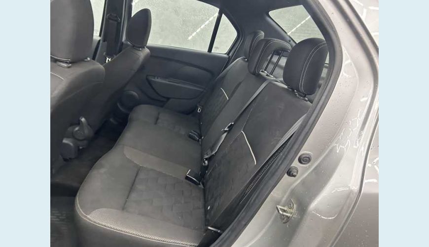 RENAULT LOGAN ZEN 1.0 - PRATA - 2025 Foto 9 (Grande)