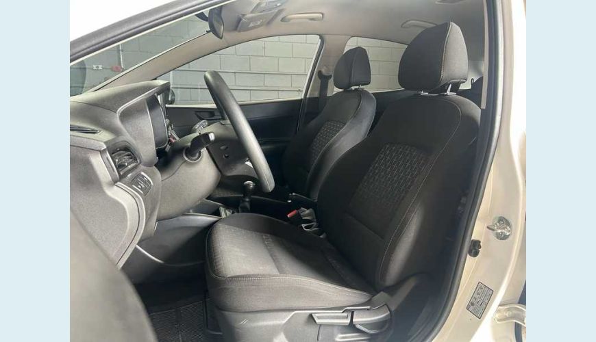 HYUNDAI HB 20 COMFORT PLUS 1.0 (MEC.) - BRANCO - 2025 Foto 9 (Grande)