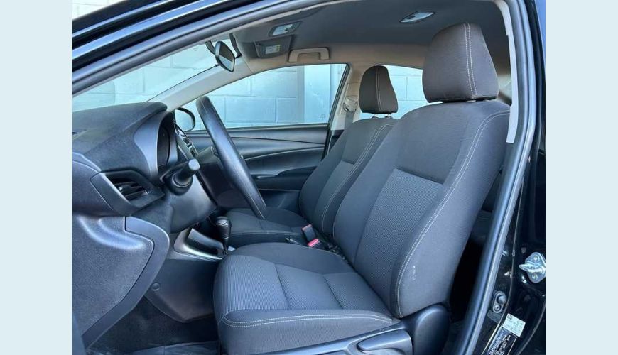 TOYOTA YARIS SEDAN XL 1.5 FLEX AUT. - PRETO - 2025 Foto 9 (Grande)